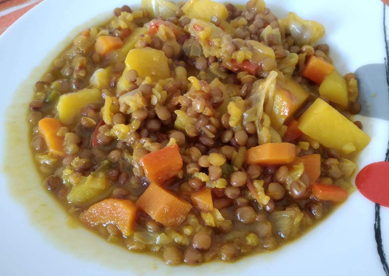 Lentejas con verduras y arroz