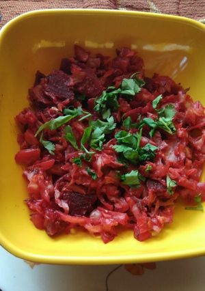 A picture of Cabbage and beetroot sabzi.