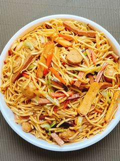 素食炒麵 的食譜成品照片