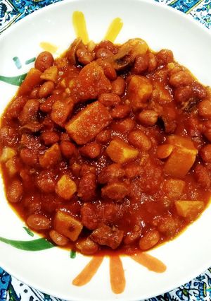 عکسی از دستور خوراک لوبیا و قارچ