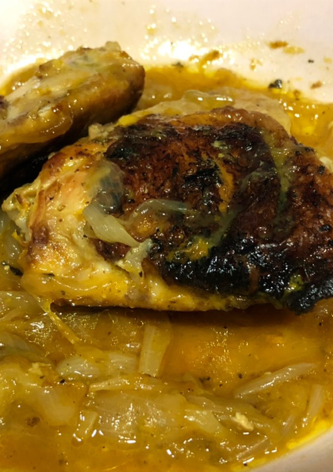 Una foto de Pollo con naranja y limón