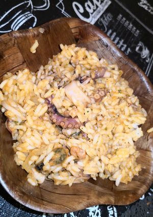 Tenger gyümölcsei rizzsel recept fotója