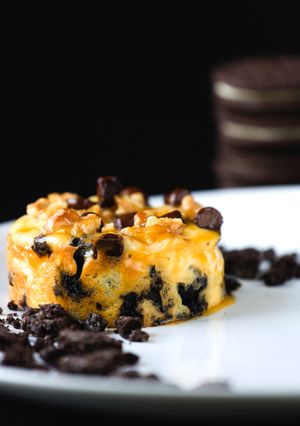 A picture of Oreo Cheesecakes.