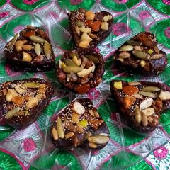 A picture of Pumpkin dates burfi (sugar free).