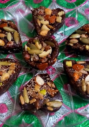 A picture of Pumpkin dates burfi (sugar free).