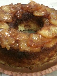 Una foto de Tarta de piña invertida
