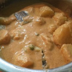 A picture of Kashmiri Dum Aloo.