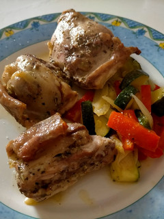 Una foto de Conejo a las hierbas provenzales al horno