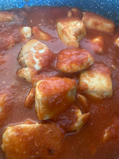 Una foto de Bonito con tomate