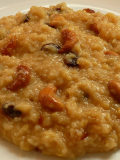 சக்கரை பொங்கல் (இனிப்பு பொங்கல்) செய்முறை முக்கிய புகைப்படம்