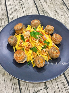 白帶魚卷佐芒果沙拉 的食譜成品照片