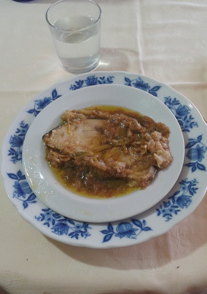 Una foto de Emperador en escabeche