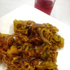 A picture of Onion Fritters/Onion pakora/Bhajia za Kitunguu #jikonichallenge.