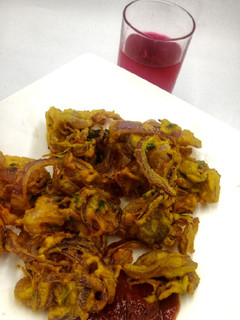 A picture of Onion Fritters/Onion pakora/Bhajia za Kitunguu #jikonichallenge.