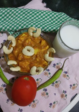 કાજુ પનીર મસાલા (Kaju Paneer Masala Recipe In Gujarati) રેસીપી મુખ્ય ફોટો