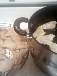 A picture of Crab Ragoon w/<3.