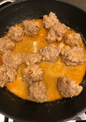 Une photo de Boulettes de veau au curry rouge