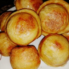 A picture of Mini fish pies.