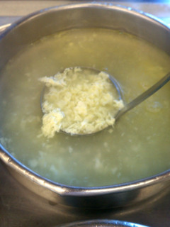 A picture of Egg drop soup.