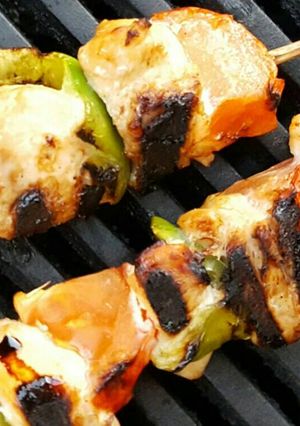 Une photo de Brochettes poulet/ail/gingembre/miel