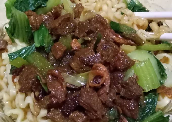 Resep Mie ayam (daging sapi) edisi ied adha Resep Mie ayam (daging sapi) edisi ied adha
