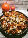 Butternut Kürbis mi̇t mediterranem Gemüse und Feta
