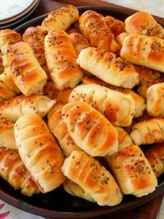 صورة لوصفة معجنات بالجبنه والزعتر