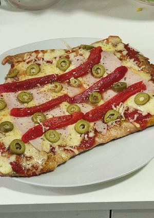 Una foto de Malaya a la pizza