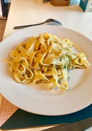 Hình của món Mì Ý sốt Alfredo.