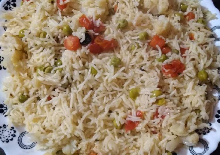 Steps to Make Quick Chilli veg rice