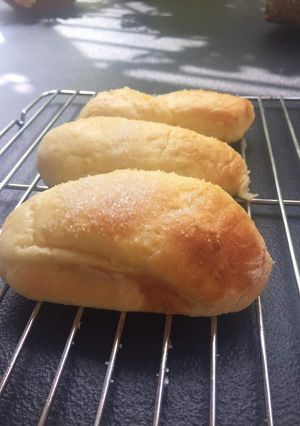 A picture of Mary Grace style cheese rolls.