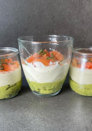 Une photo de Verrine avocat Boursin®️ truite saumonée