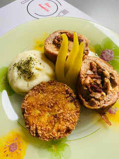 Göngyölt szűzpecsenye recept fotója