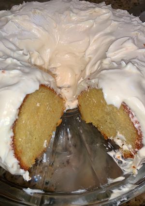 A picture of Lemon Cake with Lemon Zest Cream Cheese Icing.
