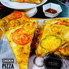 A picture of Chicken pizza sandwich.