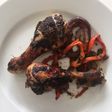 Muslos de pollo al horno con ajo negro