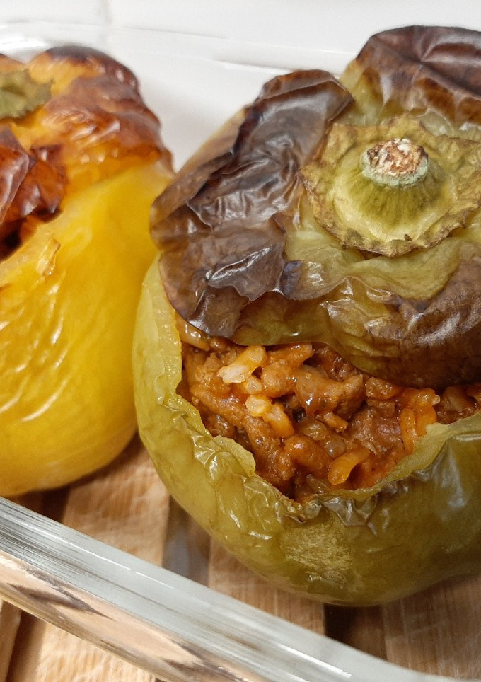Una foto de Pimientos rellenos de carne y arroz