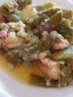 Una foto de Judías verdes rehogadas con cebolla y jamón