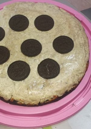 Una foto de Choco cake de oreo, trufa y chocolate blanco