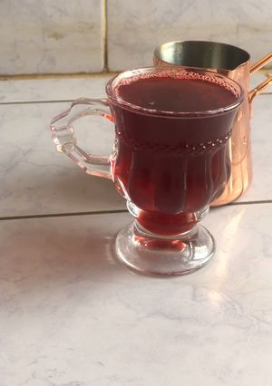 A picture of Hibiscus garlic tea.