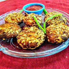 A picture of Spicy papad paneer fritters.