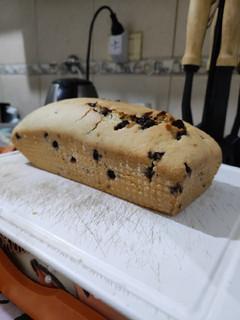 Una foto de Budín vegano 🤍 con chips de chocolate amargo