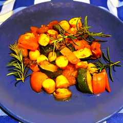 Foto di Zucchine in padella con Wiener Würtstchen di Francoforte