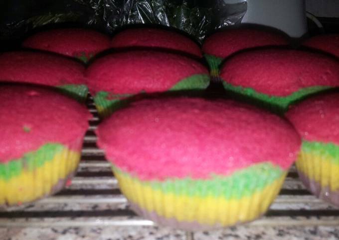 Recipe of Quick Rainbow cupcakes