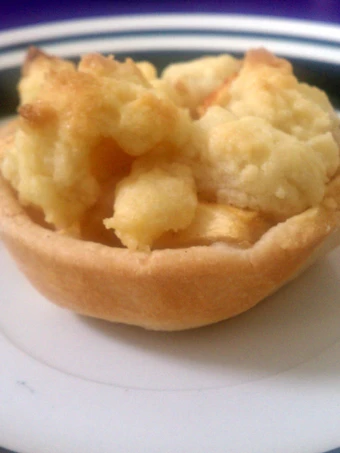 Easy Way Prepare Apple Crumble Cup Cakes which Delicious