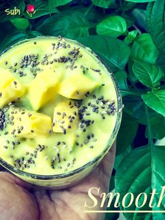 Hình của món Smoothie bơ chuối sữa tượ sữa đặc có đường cho bé.