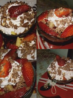 صورة لوصفة تحلية راقية 2 في1 سلطة فواكه مع كريمة بذوق الفراولة روعة 🍓🍓🍓