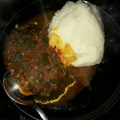 A picture of Eforiro and poundo yam.