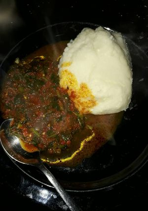 A picture of Eforiro and poundo yam.