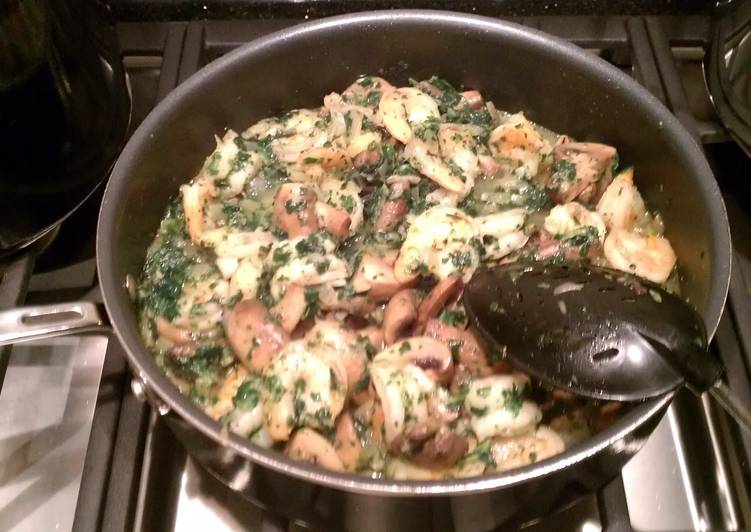 shrimp fettuccine with mushrooms shrimp fettuccine with mushrooms